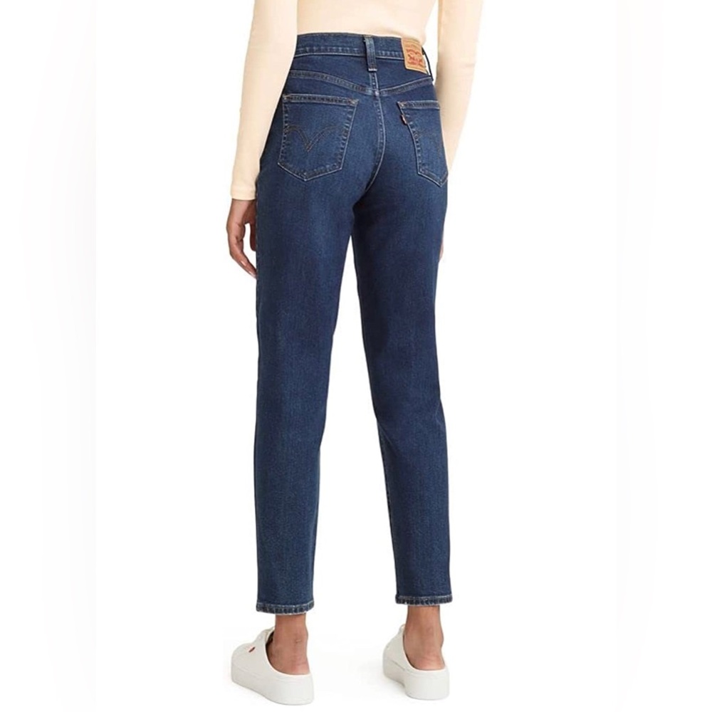 Levi's High-Rise Mom Jeans